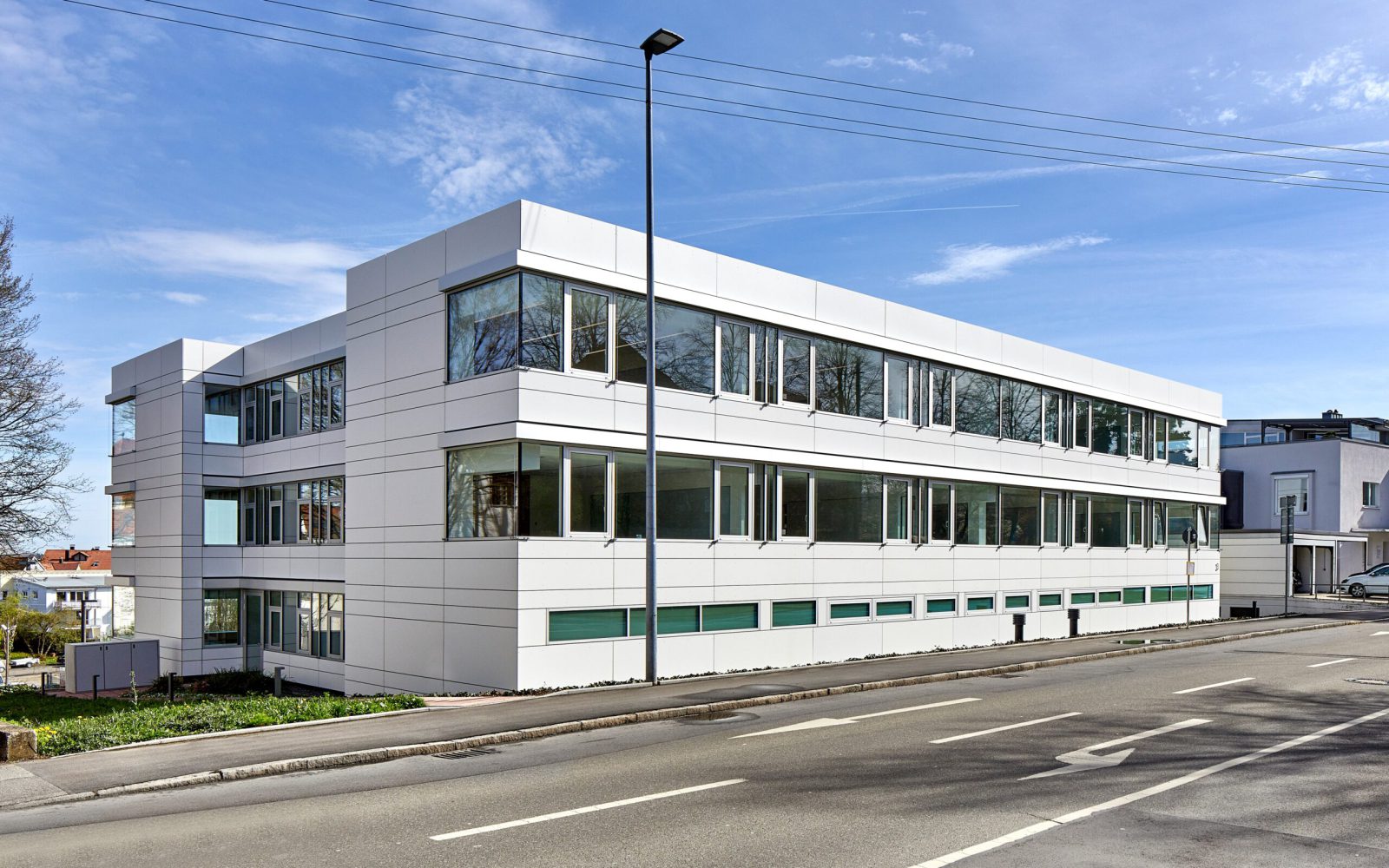 3_Stueber_StA_07_strassenansicht-SW_dunkler_16-10_detail