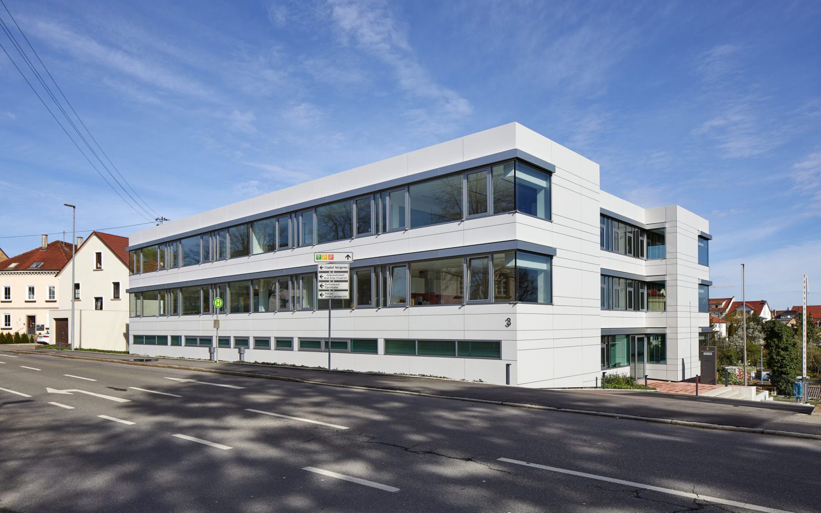 4_Stueber_StA_01_0-08-255_strassenansicht_16-10-0